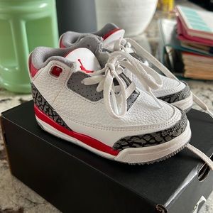 Toddler Jordan retro 3